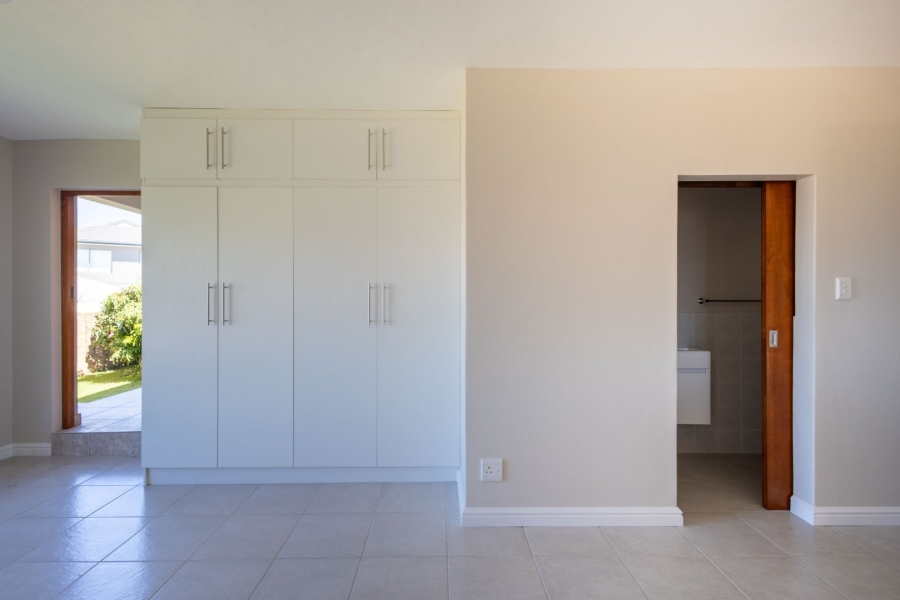 6 Bedroom Property for Sale in Cutty Sark Western Cape